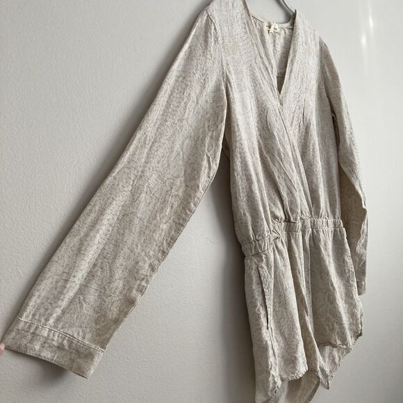 Cloth and Stone Anthropologie Romper Size Small Neutral Snake Print Linen Blend - Picture 3 of 11